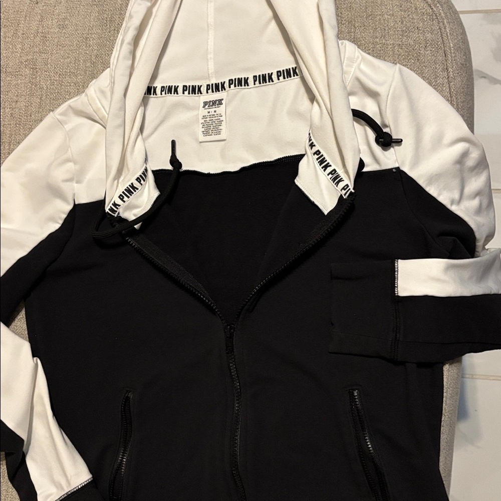 PINK Victoria's Secret Black and White Hoodie - Picture 3 of 6